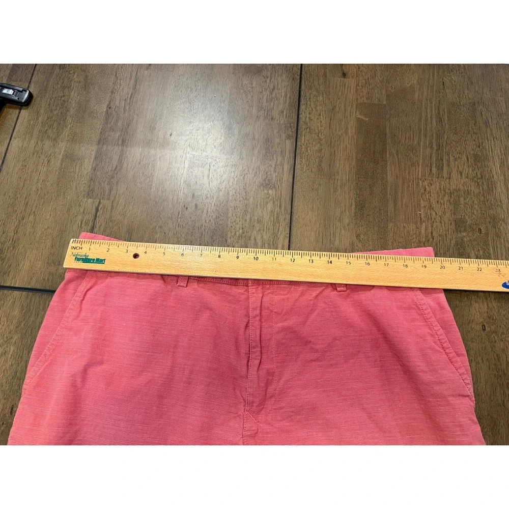 Tommy Hilfiger Mens Red Slub Textured Chino Shorts Size 40 Classic Summer Preppy